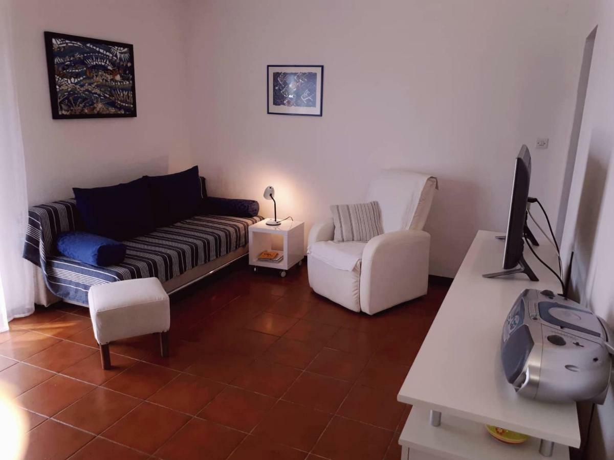 Apartments Kuzmanic Омиш Экстерьер фото